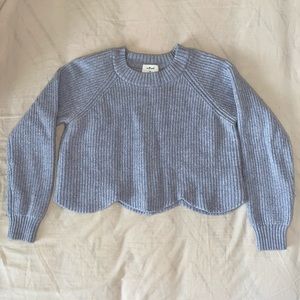 Aritzia grey scalloped cropped sweater